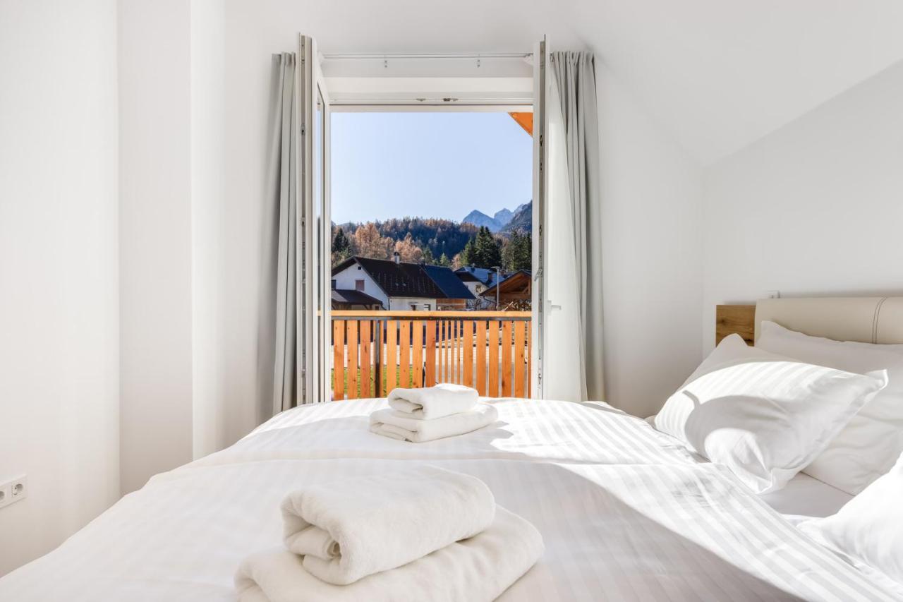 Chic Apartments With Balcony And Spa In Mojstrana Luaran gambar