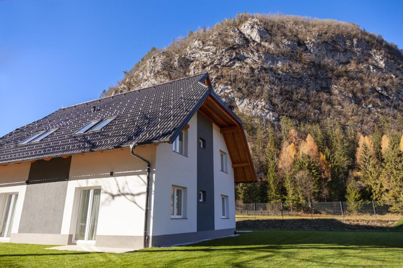 Chic Apartments With Balcony And Spa In Mojstrana Luaran gambar