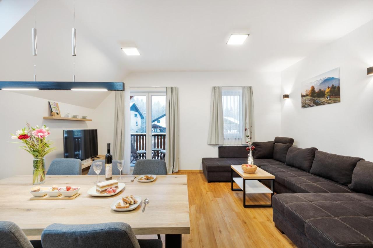 Chic Apartments With Balcony And Spa In Mojstrana Luaran gambar