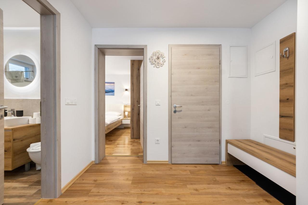 Chic Apartments With Balcony And Spa In Mojstrana Luaran gambar